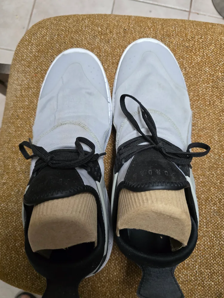 Jordan Lunaracer Grey/Black Sneakers suze 11,5 image indicator(2)