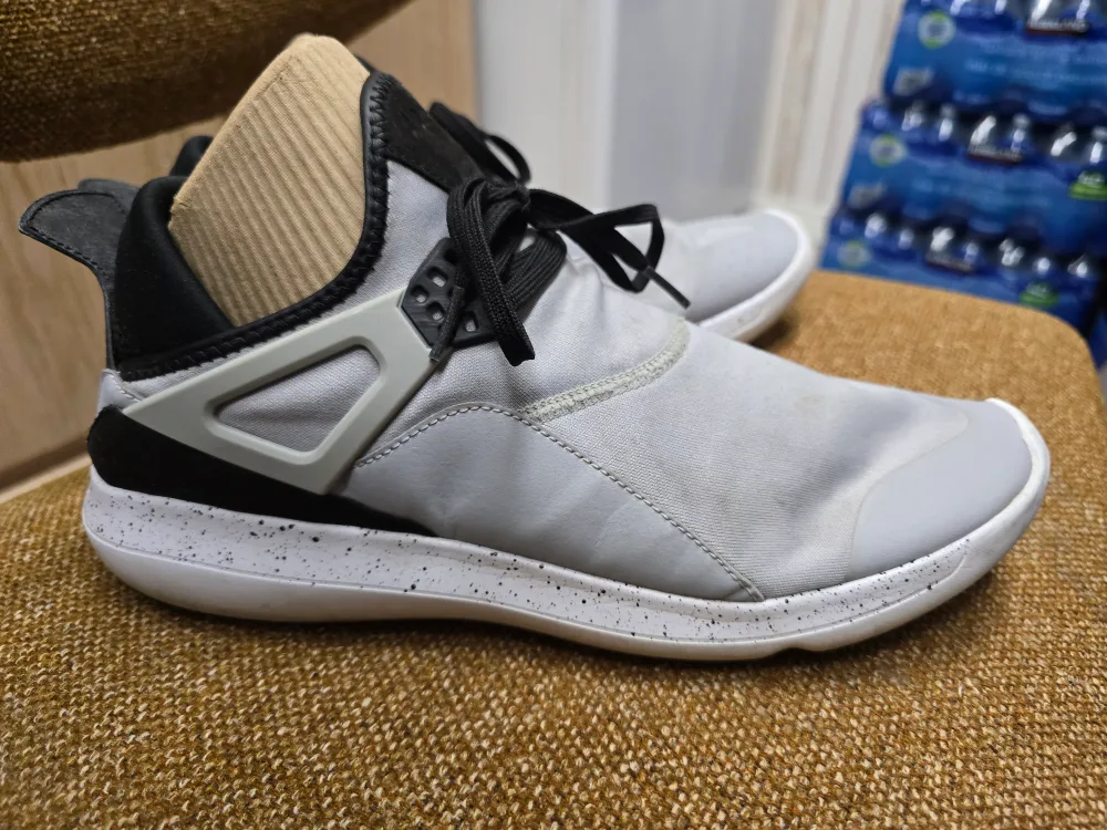 Jordan Lunaracer Grey/Black Sneakers suze 11,5 image indicator(3)