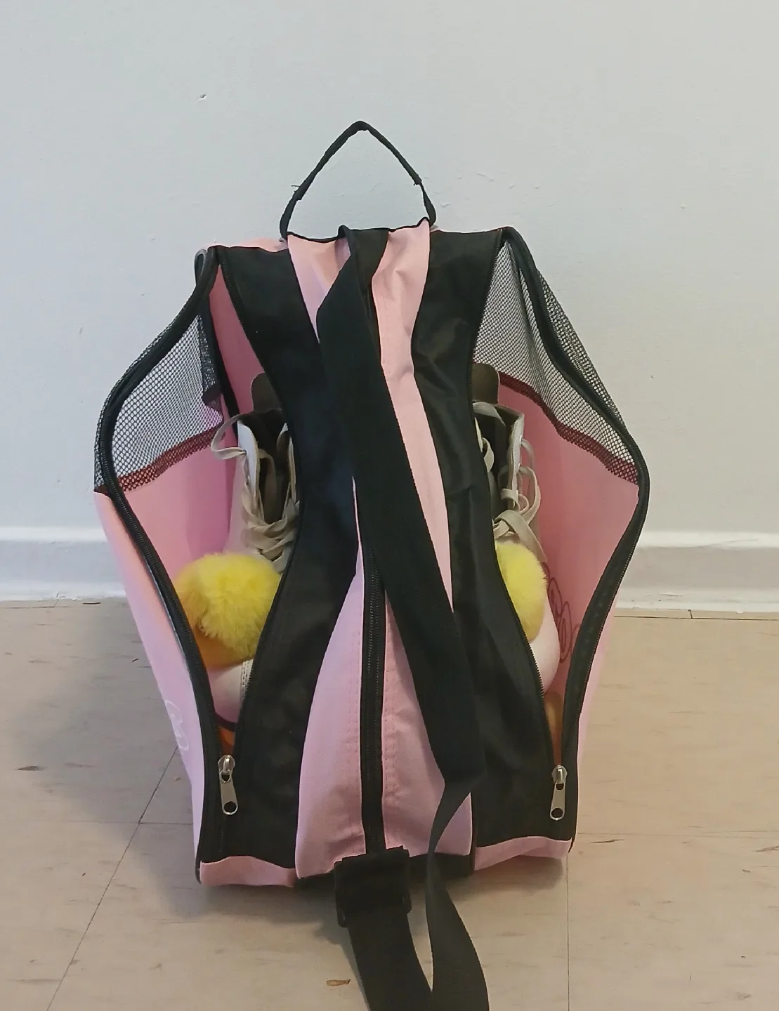 Pink Sports Skate Bag image indicator(2)