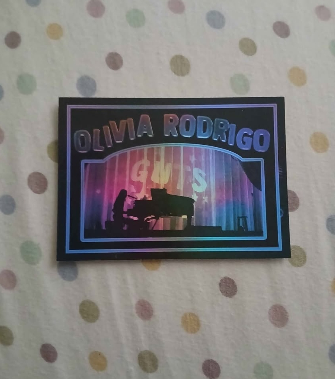 OLIVIA RODRIGO GUTS GALLERY TRADING CARDS - photo 2