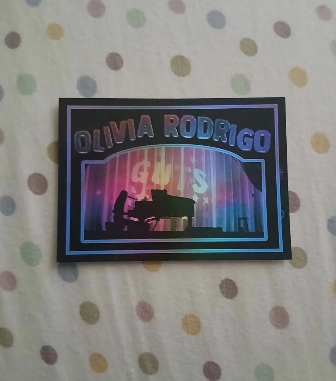 OLIVIA RODRIGO GUTS GALLERY TRADING CARDS image indicator(2)