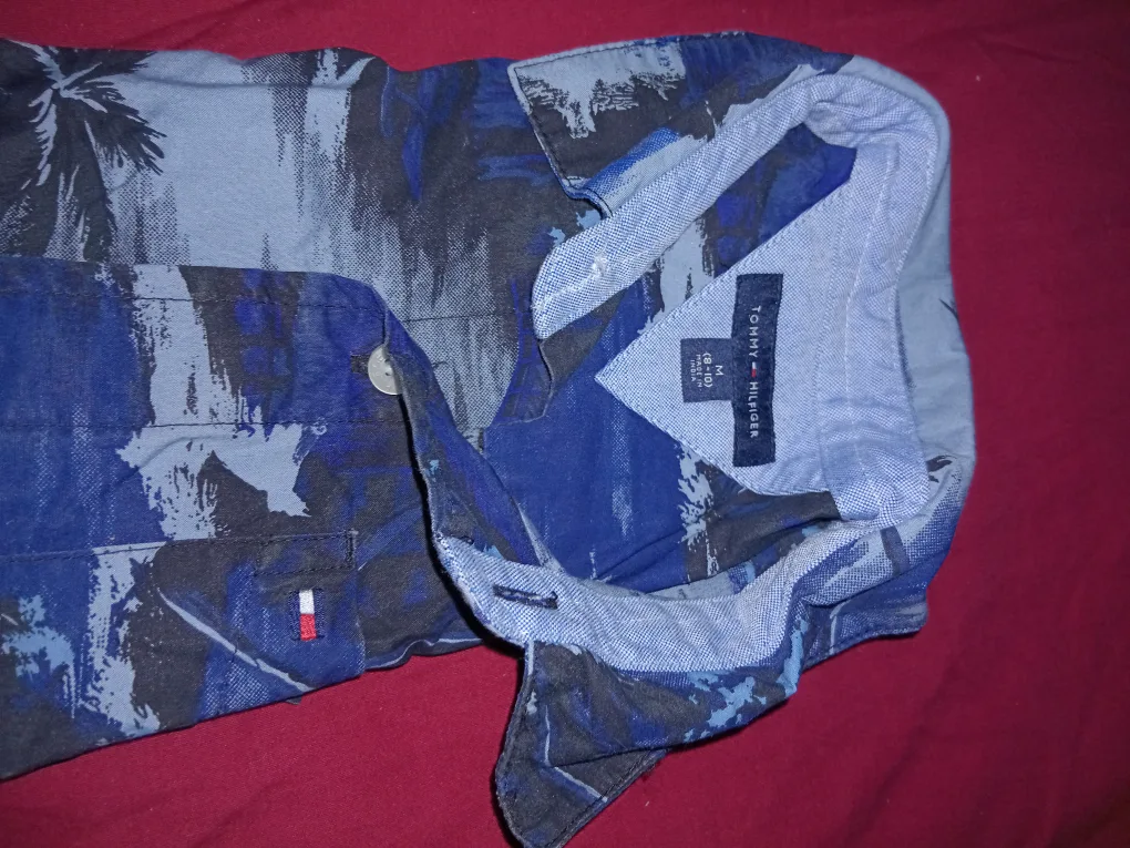 Tommy Hilfiger Button-Up Shirt - Size M thumbnail