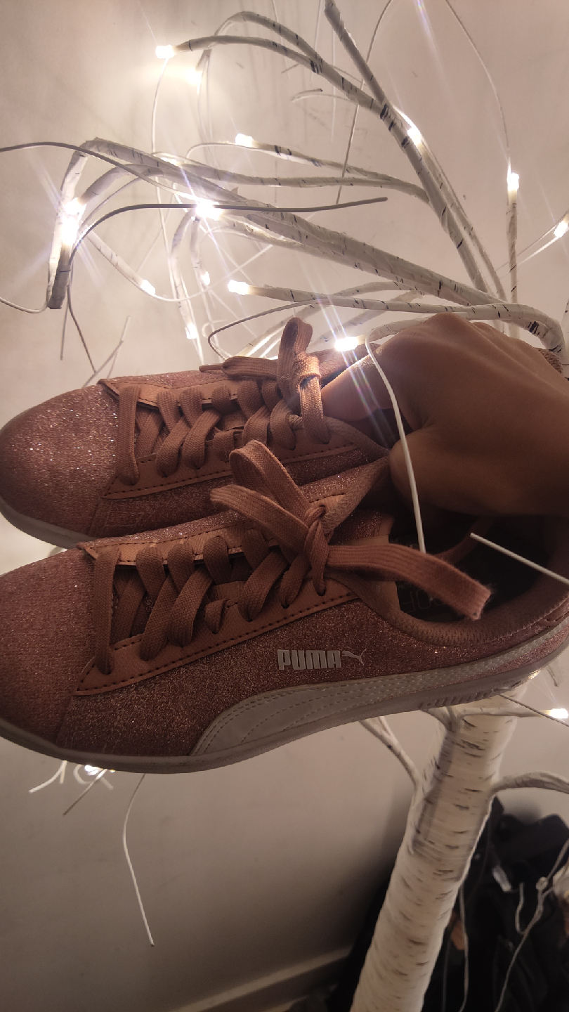 PUMA Rose Gold Glitter Sneakers⭐🩷 - size 4.5⭐ - photo 2