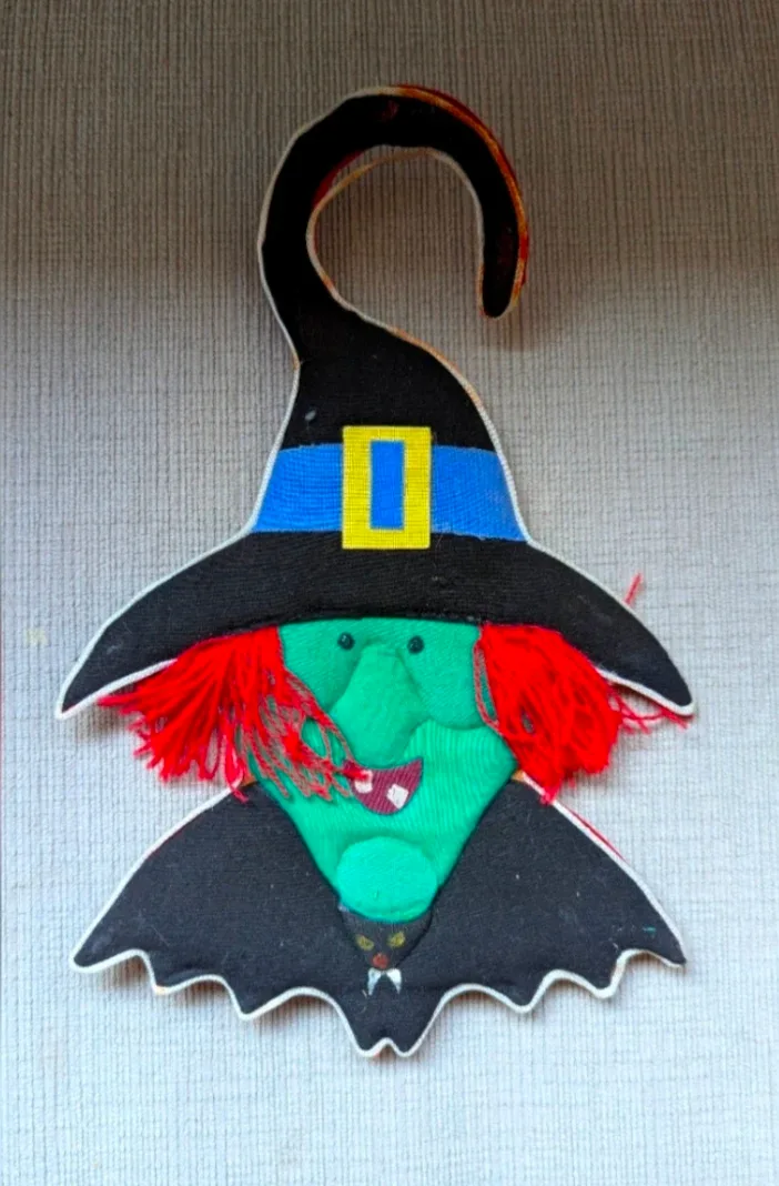 Halloween Witch Decoration thumbnail