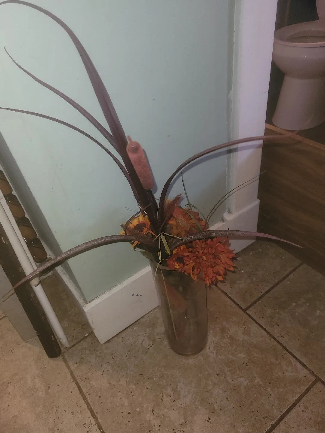 vase and flowers thumbnail