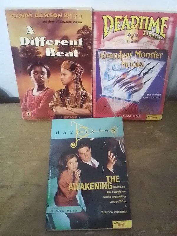 Children's & Young Adult's Books - 14 Various Titles image indicator(4)