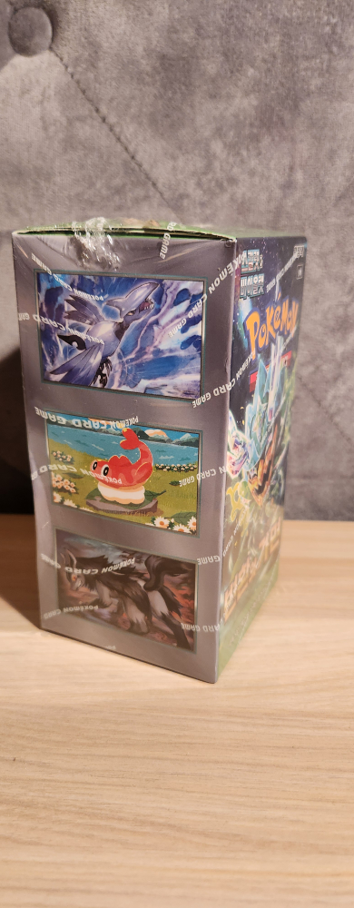 New Pokemon Card Game SV6 Booster Box - photo 3