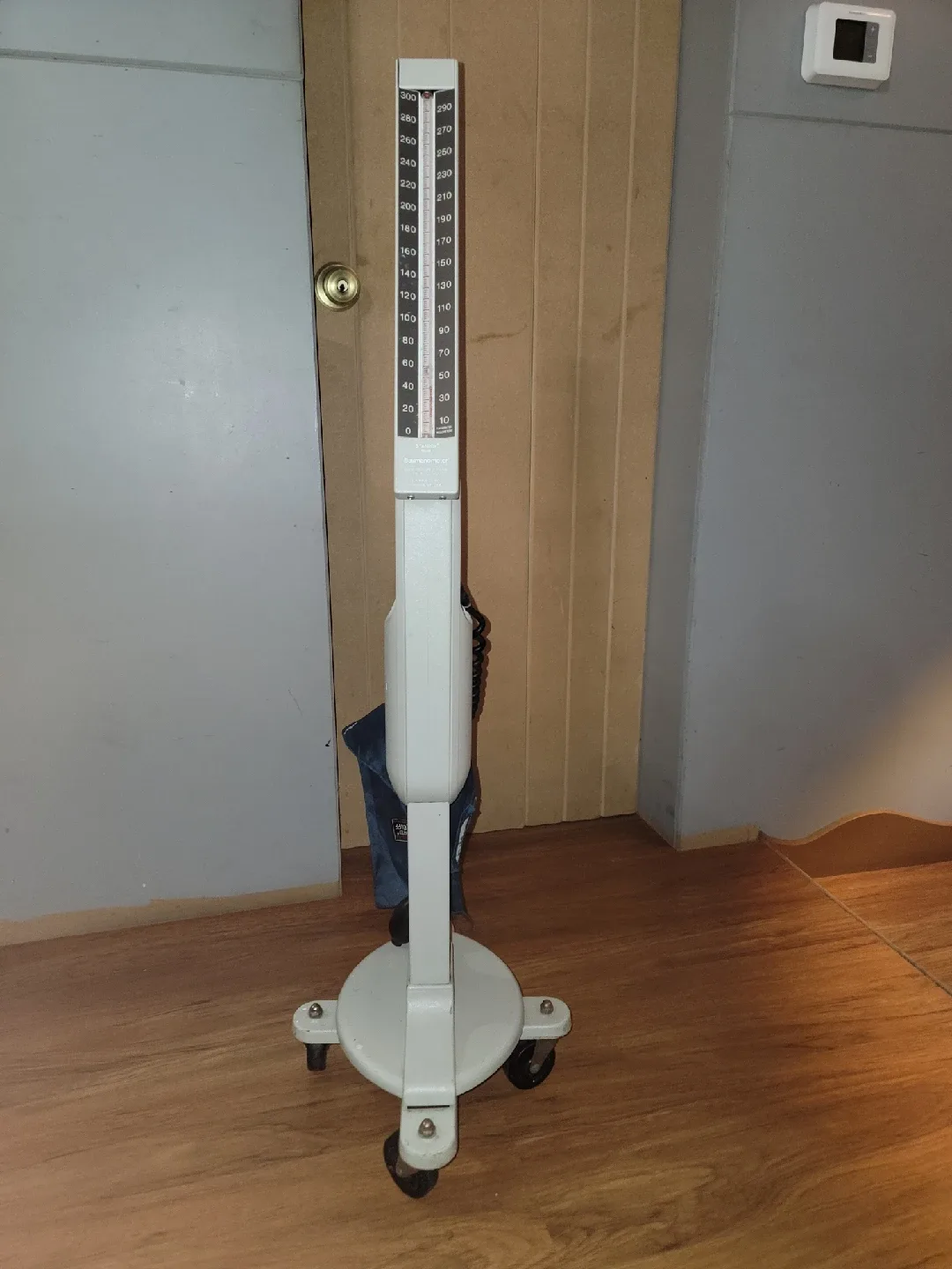 Baumanometer Standby Sphygmomanometer image indicator(4)