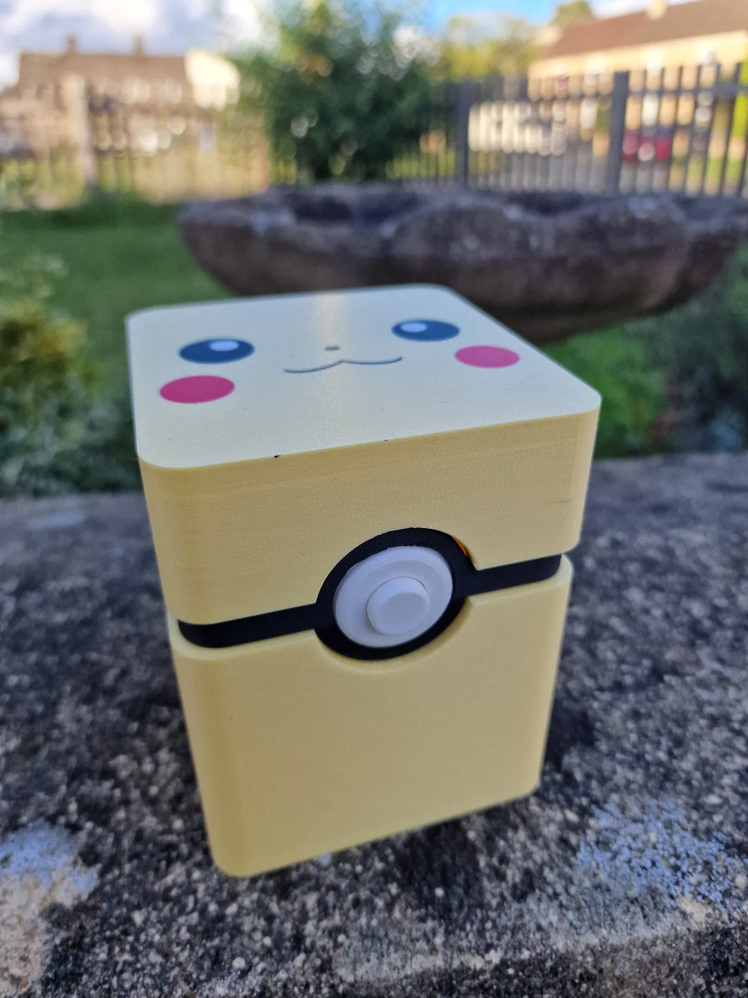 Custom Pokemon Card Holder image indicator(3)