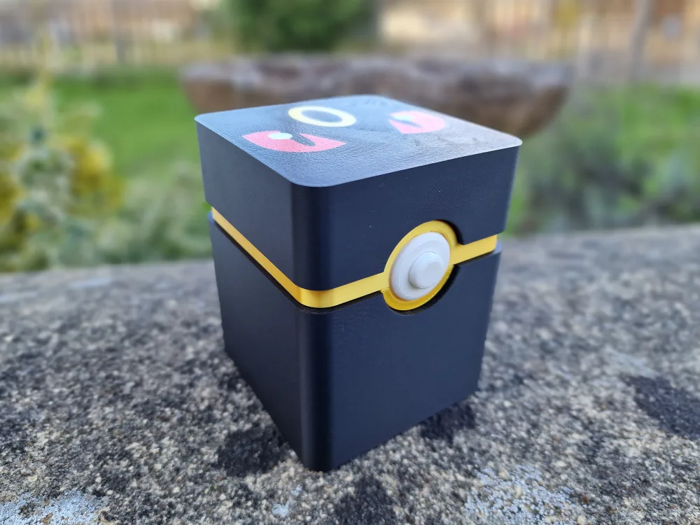 Custom Pokemon Card Holder image indicator(10)