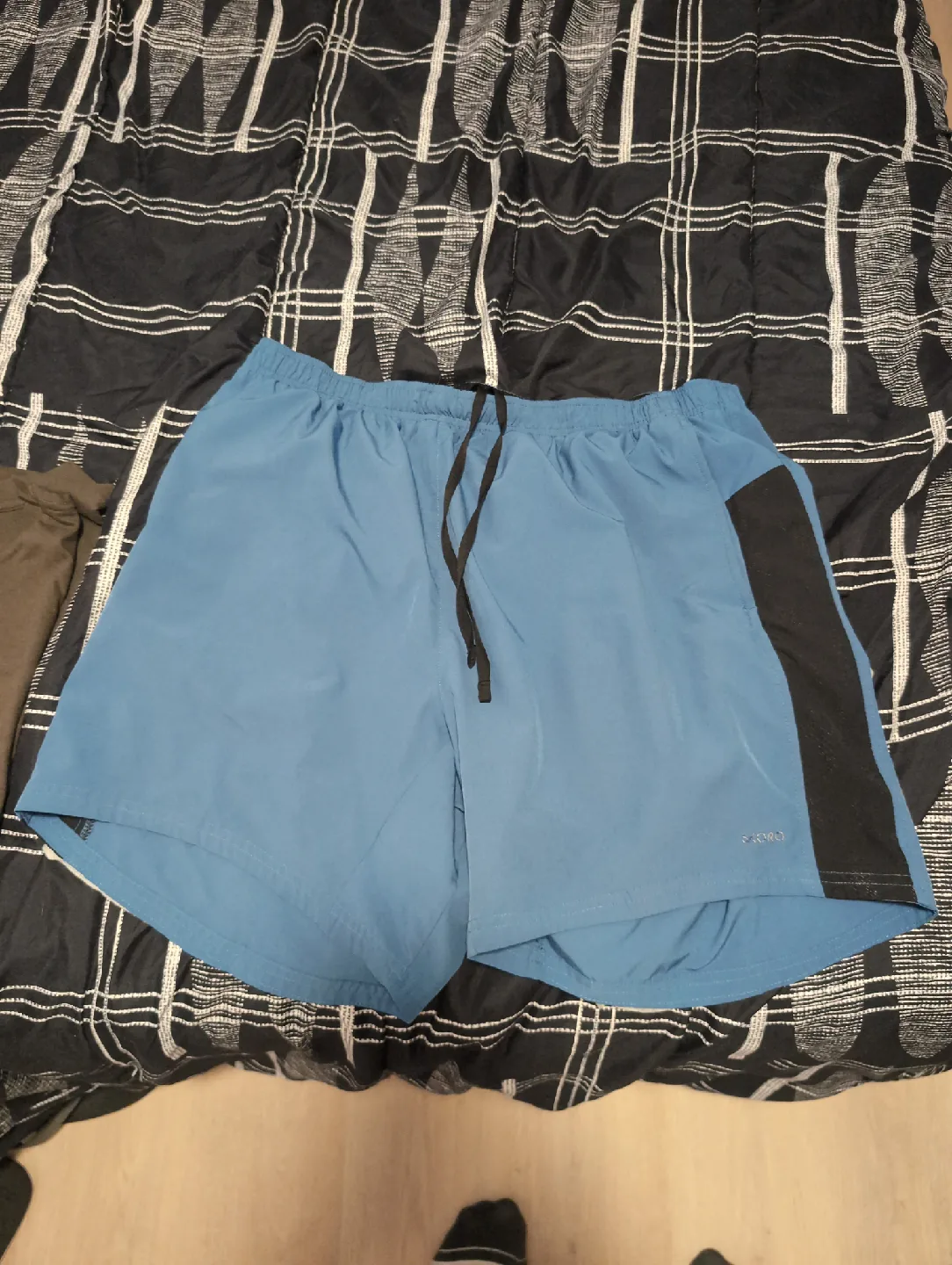 CSG & Tommy Hilfiger V-Neck T-Shirts - Large image indicator(5)