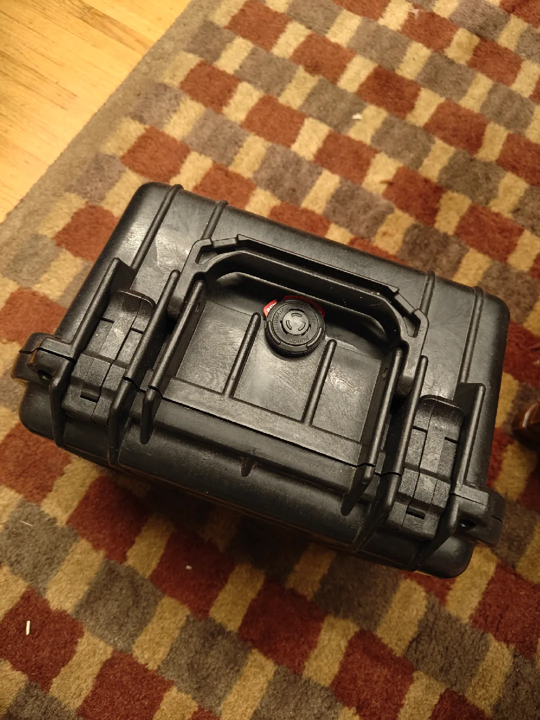 PELI 1300 Case - Black image indicator(2)