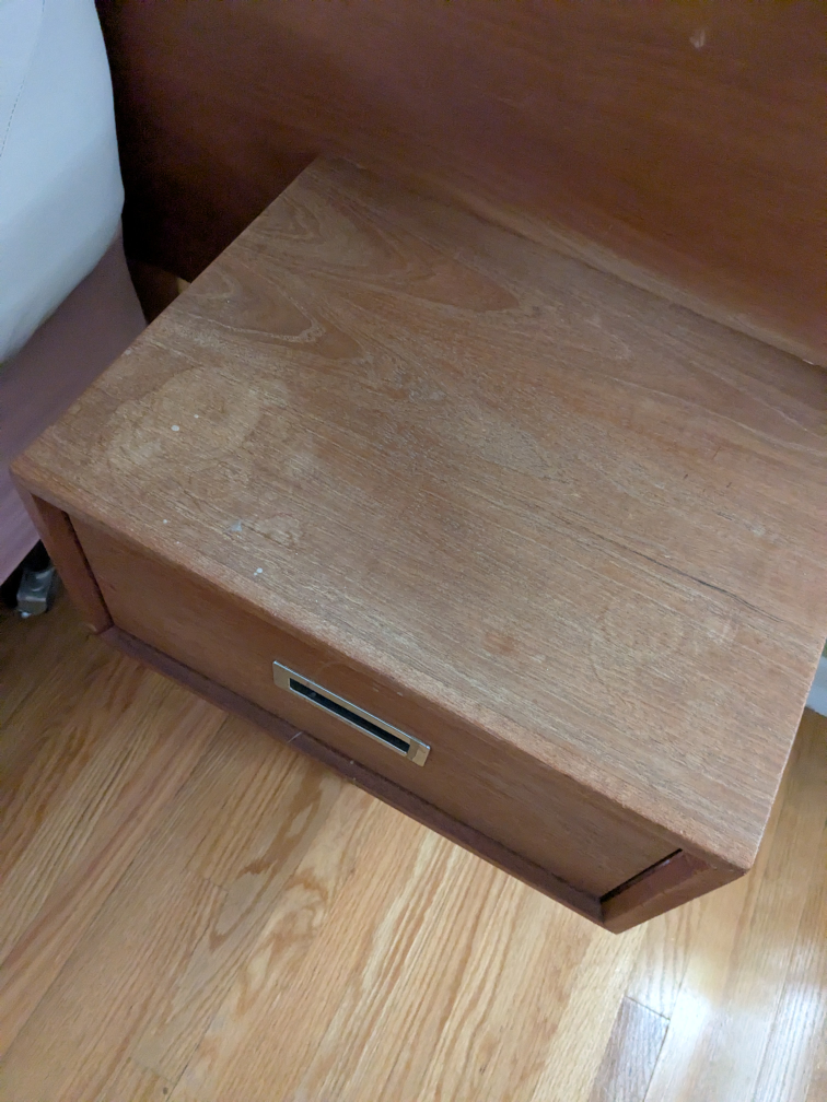 Mid-Century Modern Bed Frame with Nightstands - photo 5