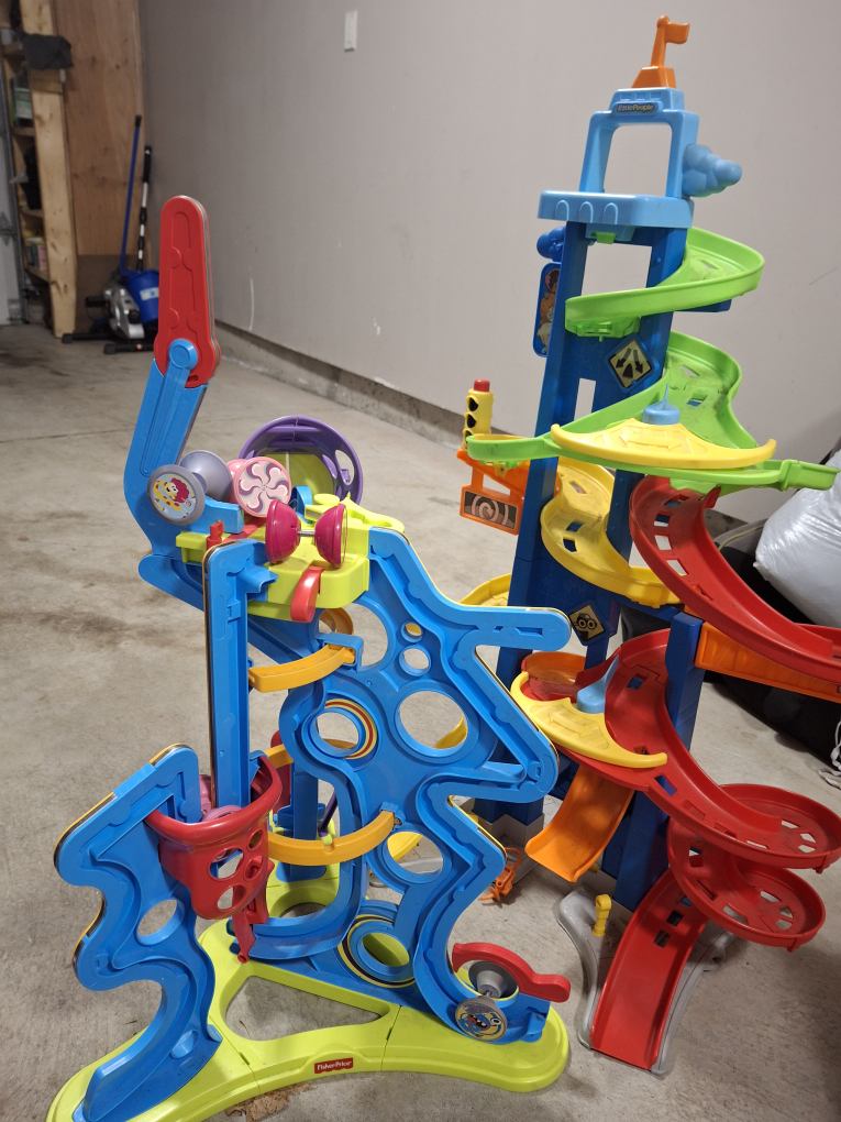 Fisher-Price Little People Roll-A-Rounds Rampway - photo 2