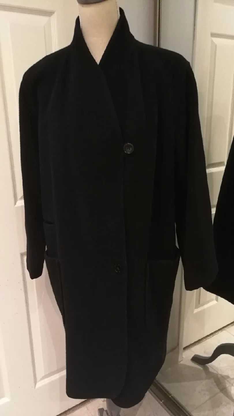 🇮🇹 Vintage Italian Black Pure Wool Coat - fits S to L thumbnail