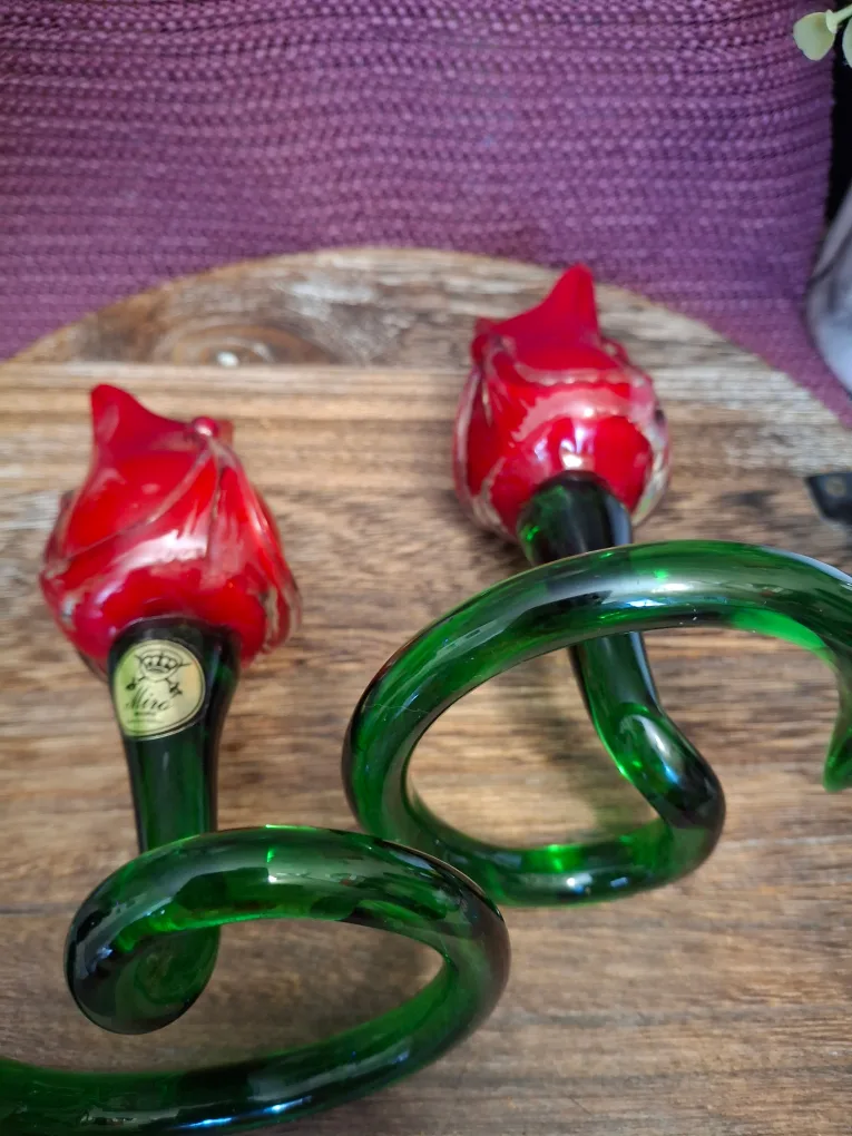 Glass Tulip Candle Holders image indicator(5)