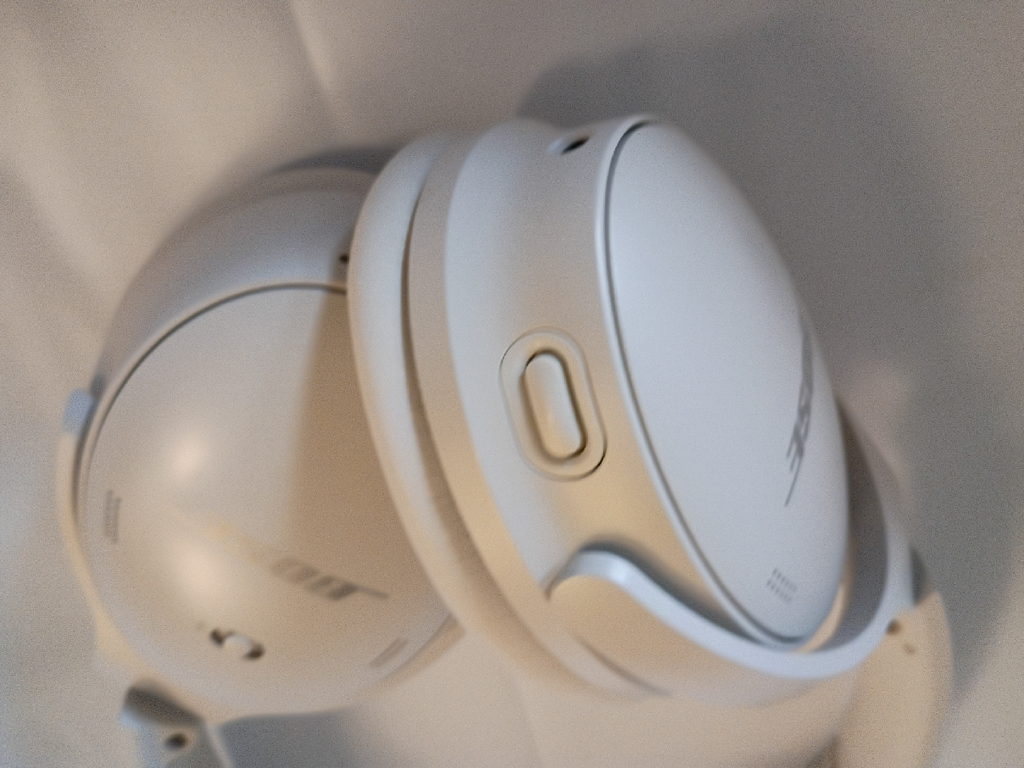 Bose QuietComfort 45 Wireless Headphones - White