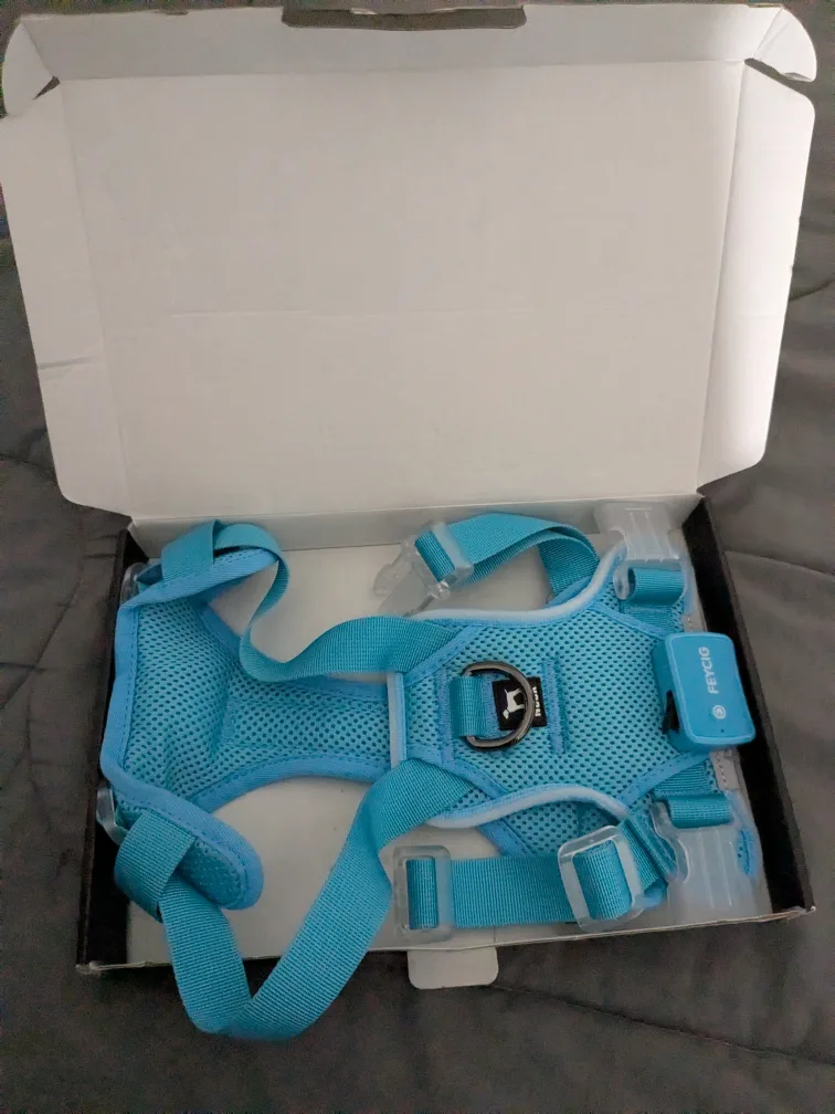 FEYCIG Light Up Dog Harness - Size M - New in Box! image indicator(8)