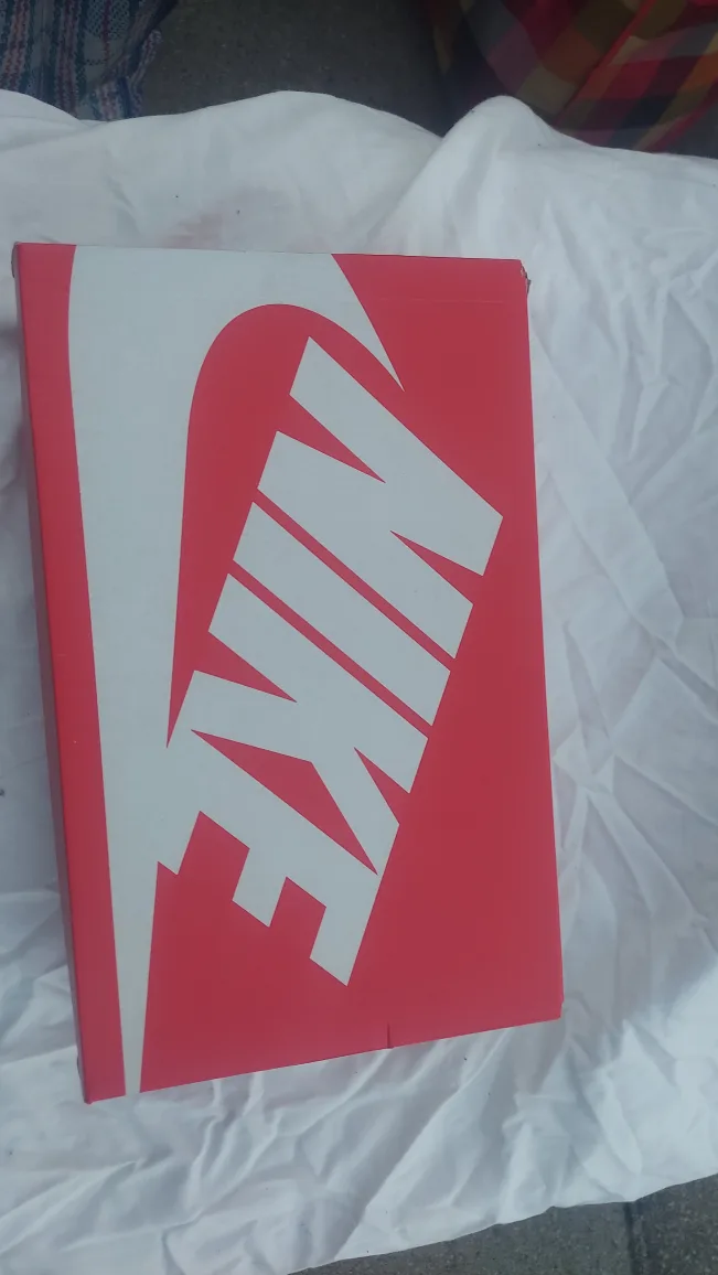 Nike Air Max 1 WMNS Size 8 Light Bone/Magma Orange thumbnail