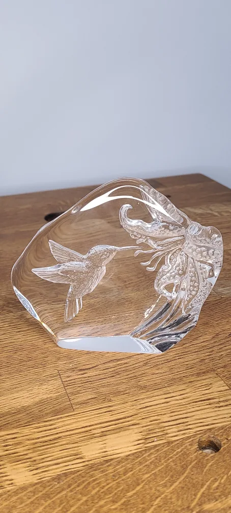 Crystal Hummingbird & Flower Figurine thumbnail