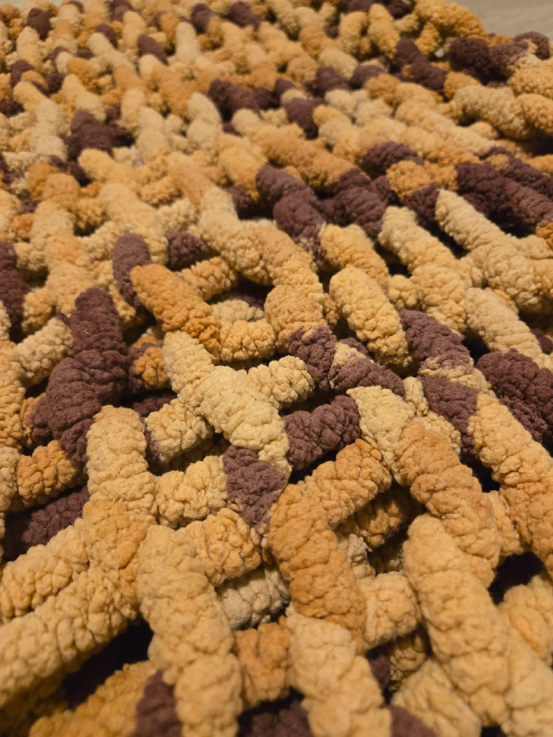 Queen Chunky Knit Throw Blanket - Brown & Beige image indicator(2)