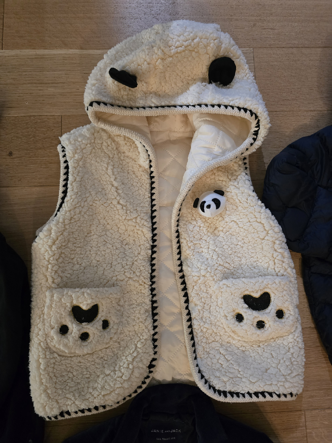 boys clothes age 4-5 and one 3 year old polo shirt. - photo 3