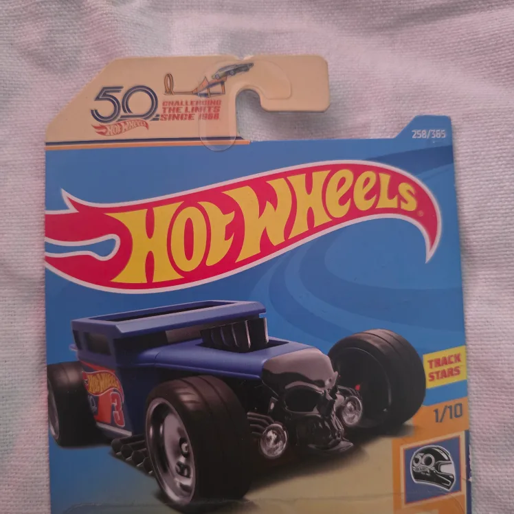 Hot Wheels Bone Shaker 50th Race Team image indicator(3)