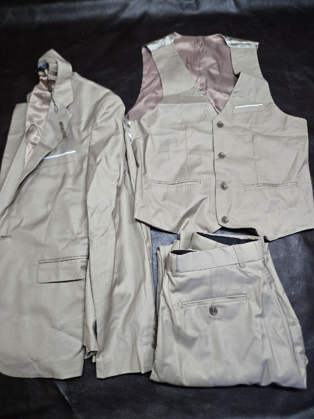 New Wulful 3Pc Suit Small - photo 2