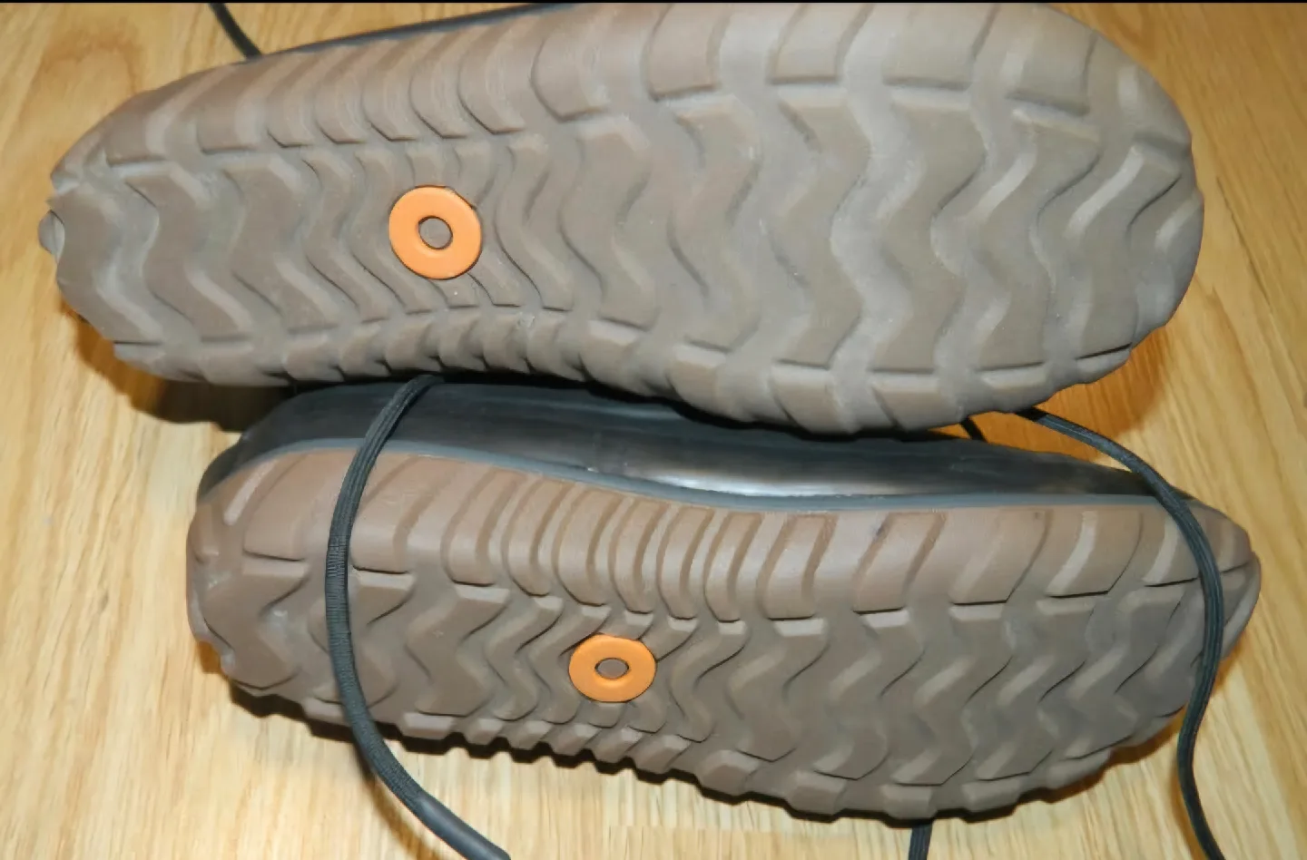 Bogs Rebound Bloom Black Boots - Size 7..like new image indicator(2)