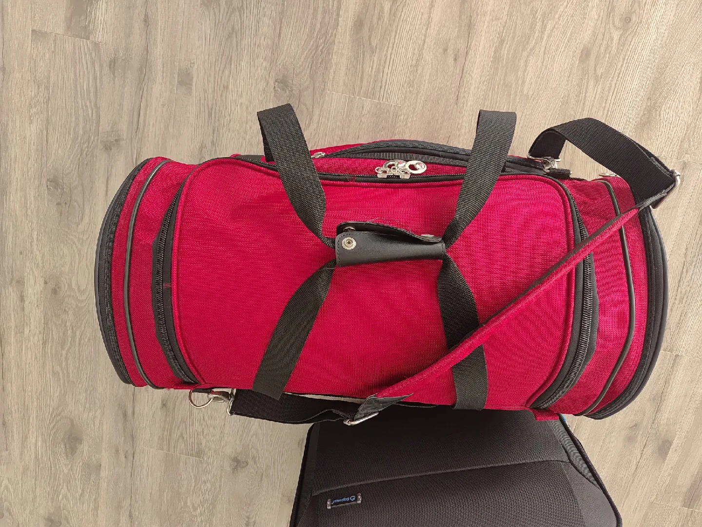 Swiss Gear bag image indicator(5)