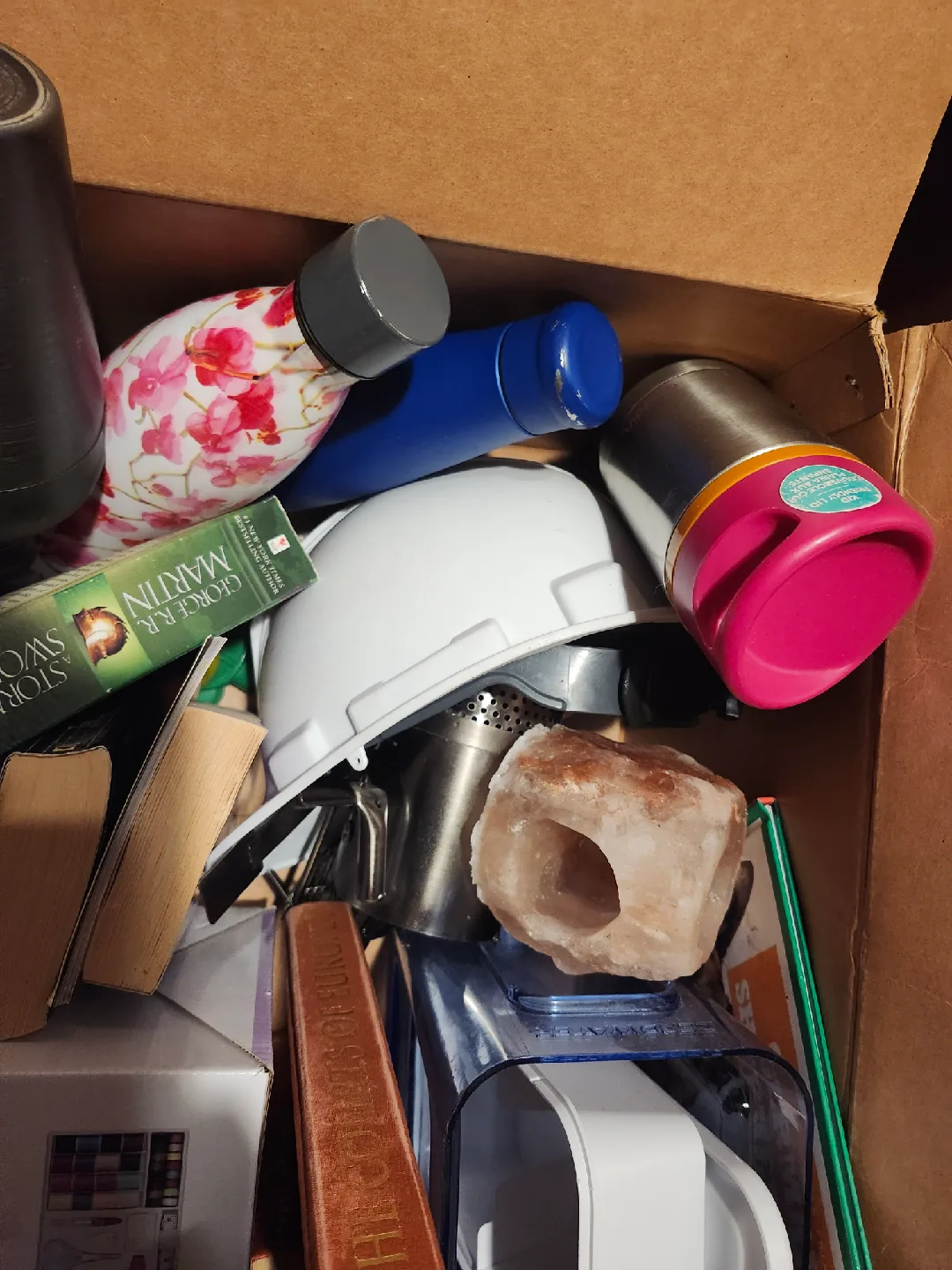 Mixed Lot: Miscellaneous items image indicator(3)