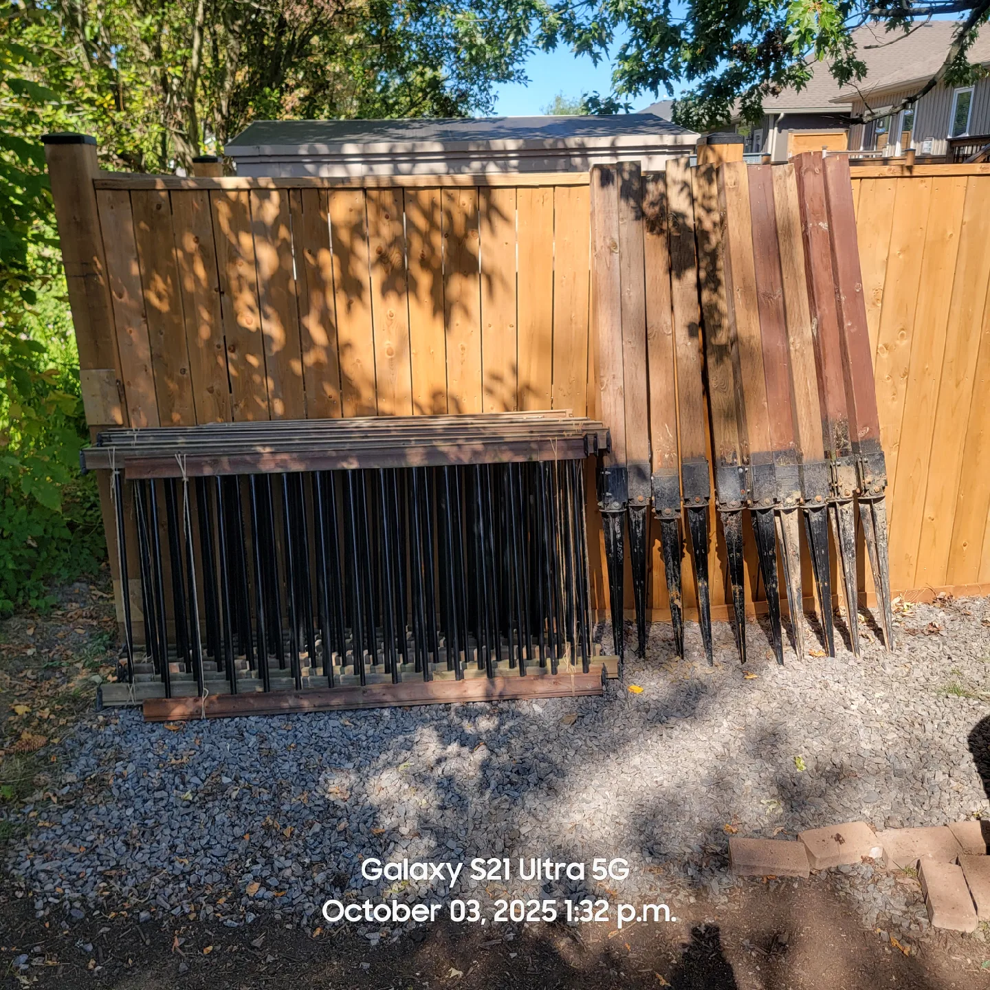 Wood Fence or Deck Rail image indicator(3)