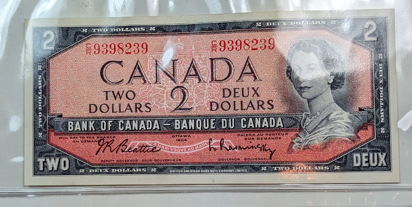 1954 Lot of Canadian Bills -$1, 2$ and 5$ image indicator(2)