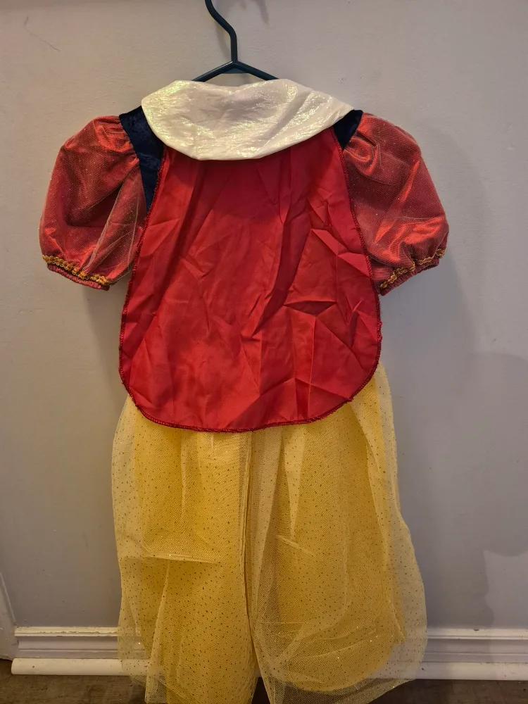 Disney Snow White Costume - Size 4-6 image indicator(2)