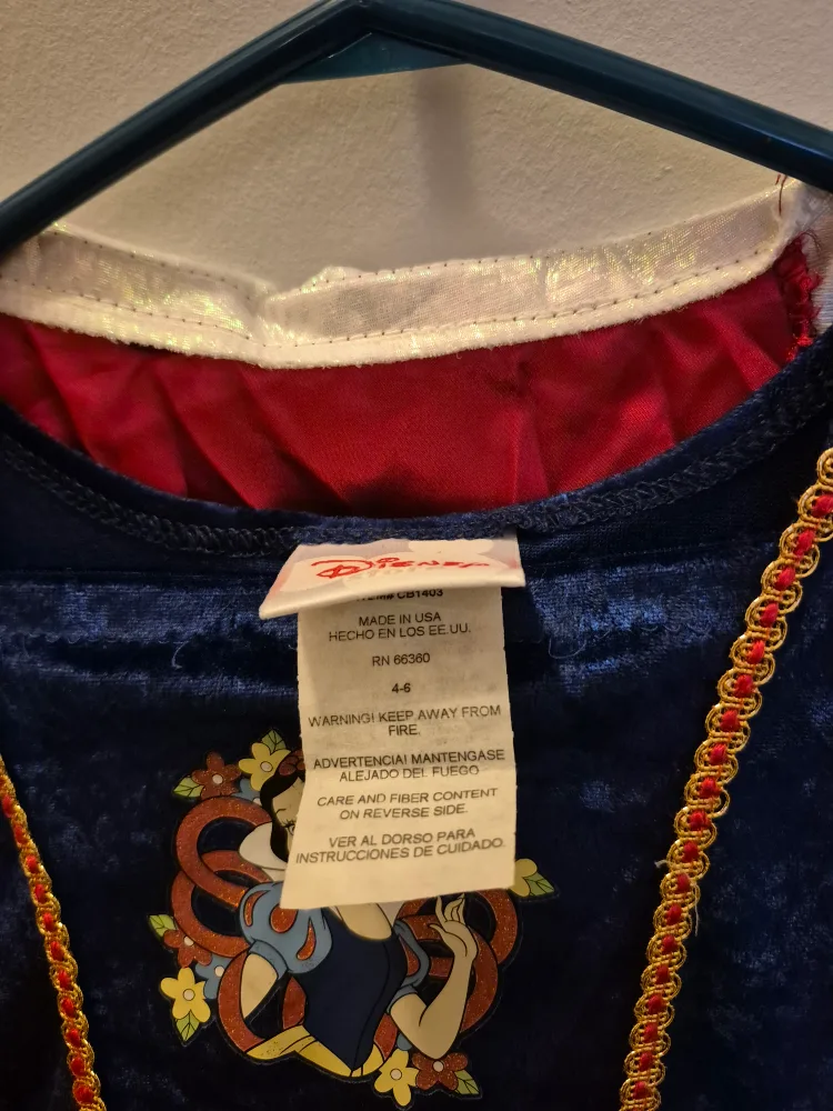 Disney Snow White Costume - Size 4-6 image indicator(3)
