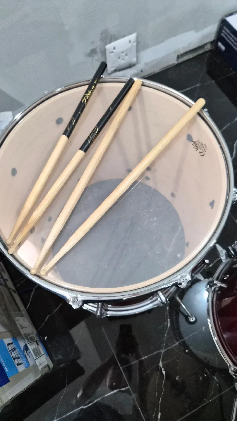 Yamaha Drum Set - Burgundy image indicator(2)