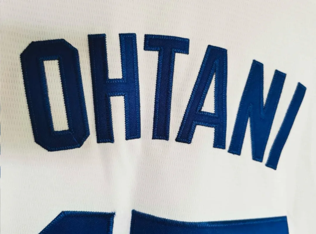 MLB Jersey - Size M image indicator(6)