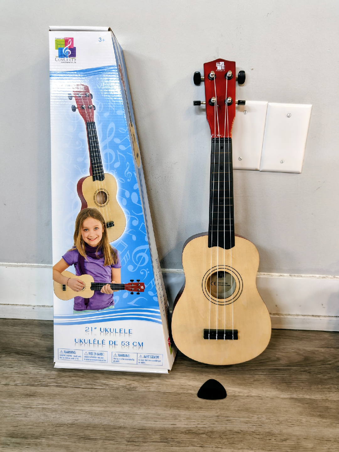 Concepts Guitar 21" Ukulele with Box