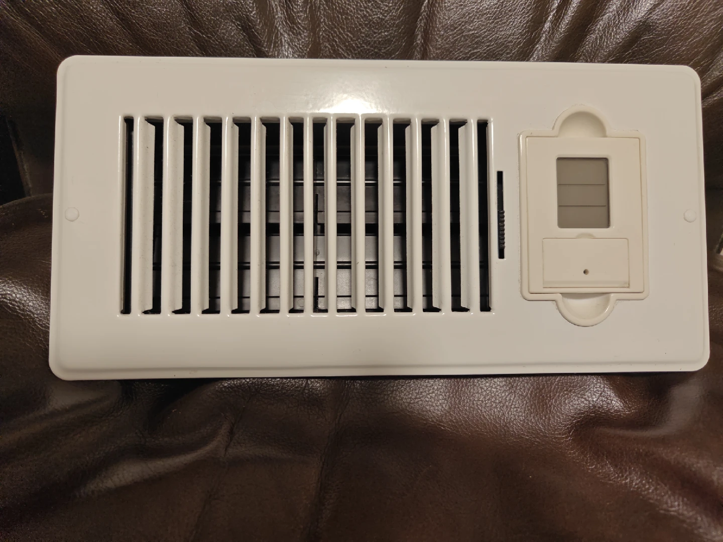 White Programmable Energy Saving Vent