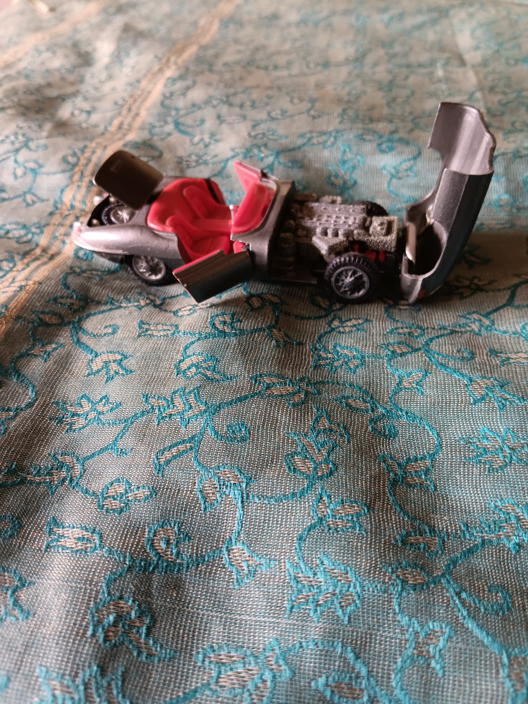 Dinky Toys Aston Martin DB3 Vintage Toy Car - photo 4