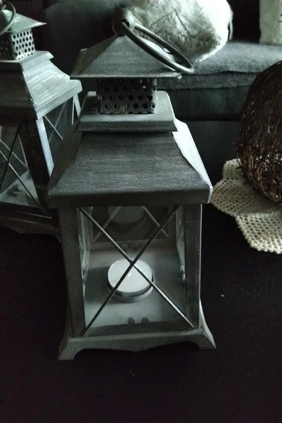 Set of 2 Decorative Grey Metal Lanterns image indicator(4)