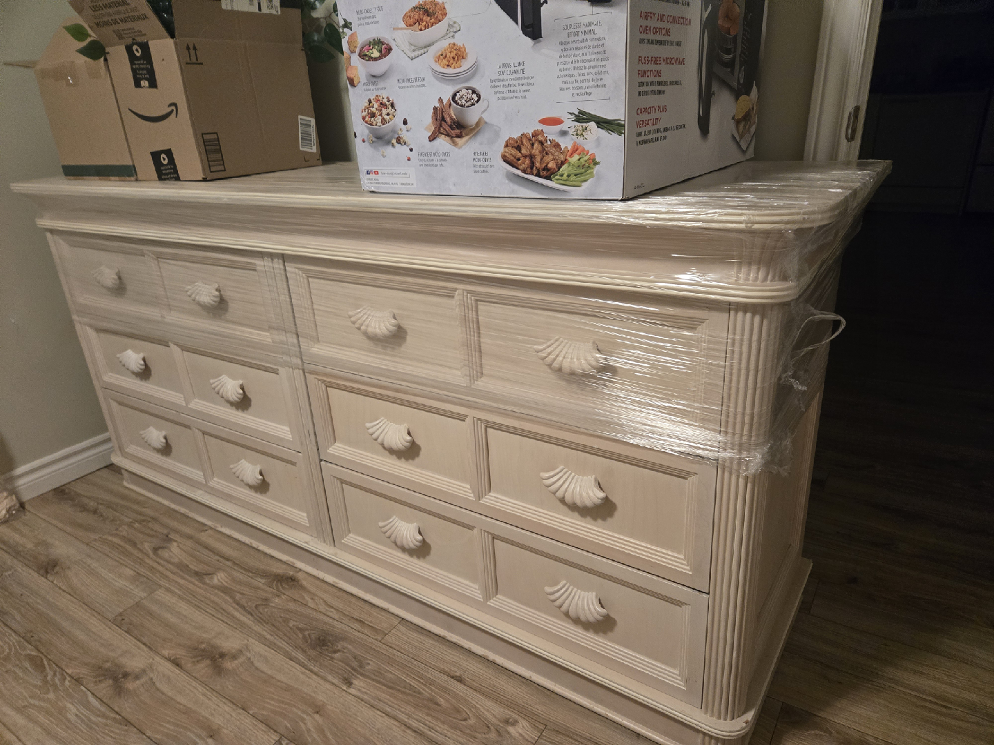 Vintage Style Dresser