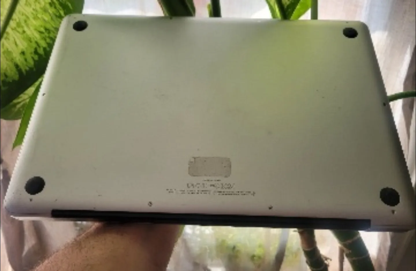 Apple MacBook Pro 15" 2012 i7 2.3GHz 16GB SSD 1TB SSD image indicator(3)