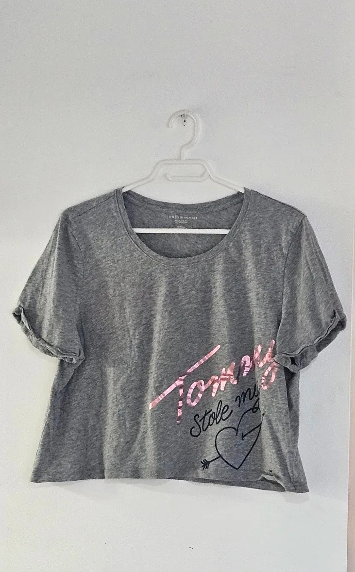 Tommy crop top thumbnail