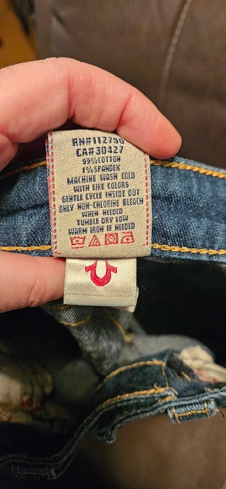 True religion jeans size 24 image indicator(4)