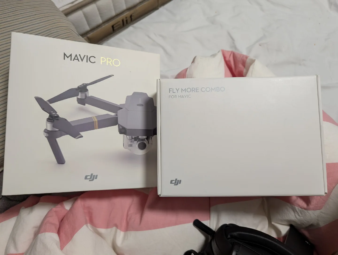 DJI Mavic Pro Drone with Flymore Combo image indicator(9)