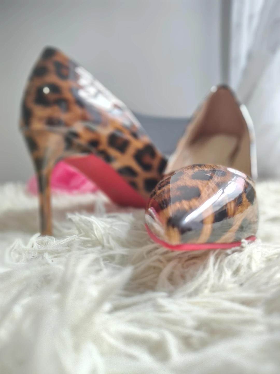 Leopard Print Heels 🥕 I am in