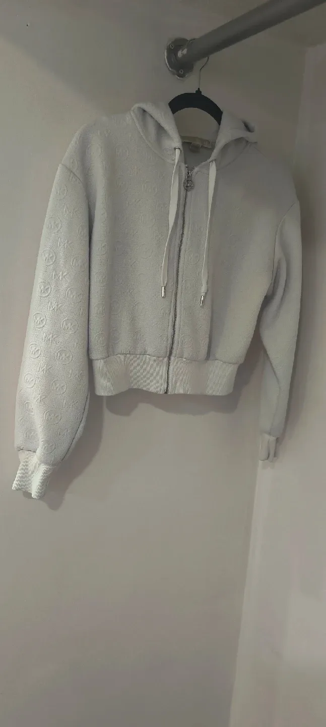 Michael Kors White Hoodie & Pants Set 🥕 image indicator(3)