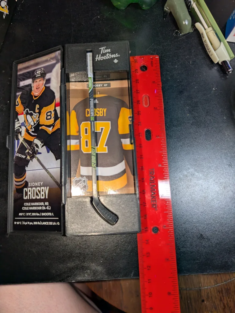 Tim Hortons NHL Superstar Collectable Sticks - Crosby #87 image indicator(4)