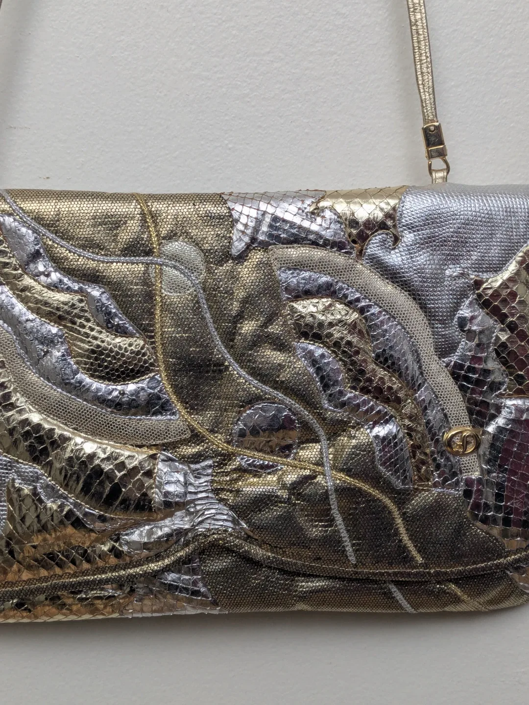 Rare Find Carlo Fiori of Italy Silver & Gold Handbag image indicator(2)